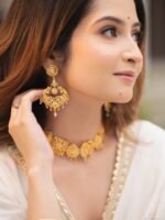 Traditional Gold-Tone Jewellery Set for Women - Image 5