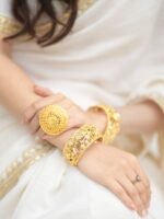 Traditional Gold-Tone Jewellery Set for Women - Image 2